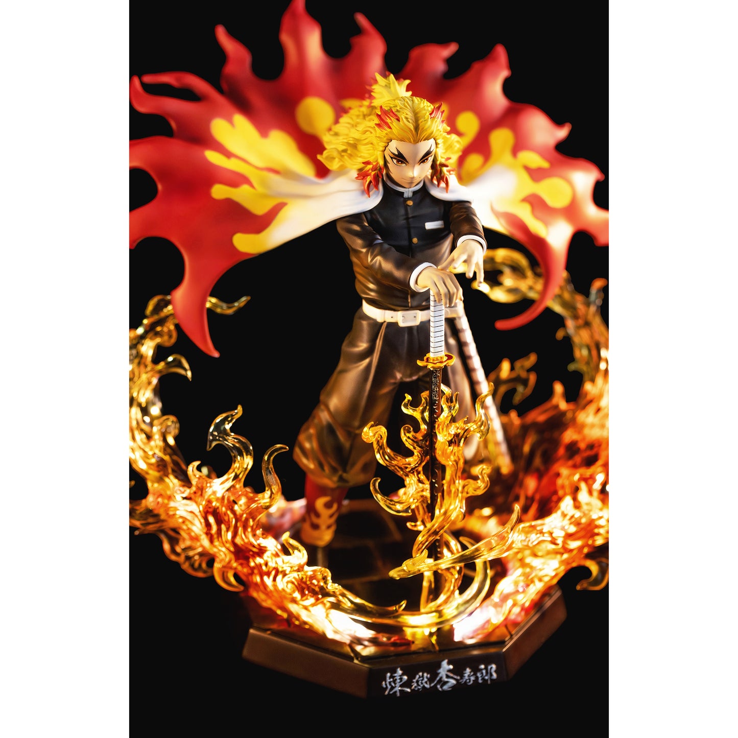 鬼滅の刃 炎柱 煉獄 杏寿郎 1/6スケール 塗装済み完成品フィギュア