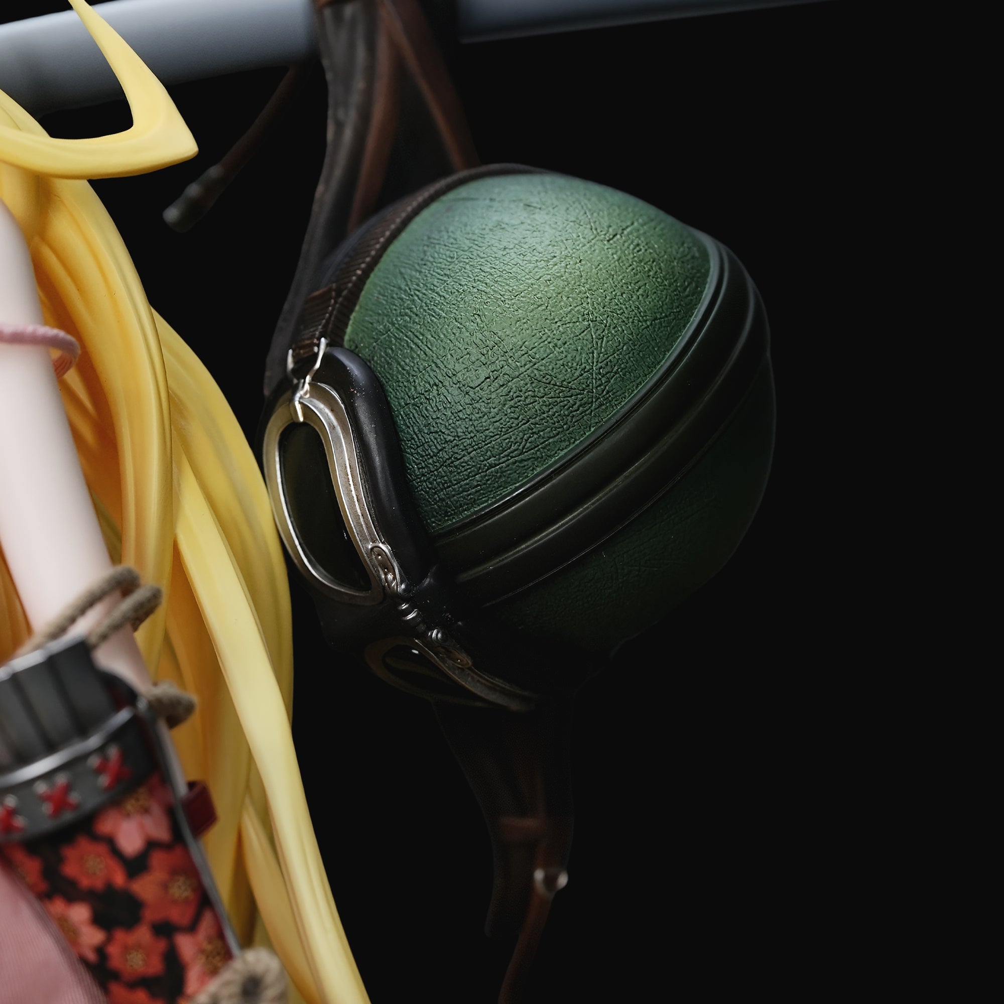 物語シリーズ 傷物語 忍野忍 1/4スケール 塗装済み完成品フィギュア